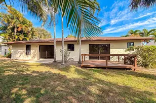 2660 Starwood Cir, West Palm Beach, FL 33406 - Photo 15