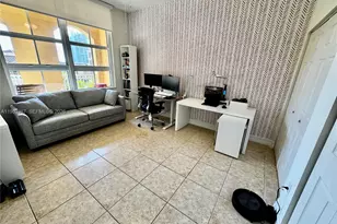 3001 NE 185th St, Aventura, FL 33180 - Photo 17
