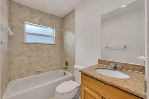 5216 NW 18th Ct, Lauderhill, FL 33313 - Photo 9