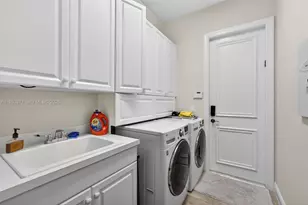 307 Charroux Dr, Palm Beach Gardens, FL 33410 - Photo 53