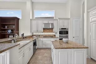 307 Charroux Dr, Palm Beach Gardens, FL 33410 - Photo 23