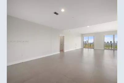 16385 Biscayne Blvd #PH8, North Miami Beach, FL 33160 - Photo 7