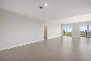 16385 Biscayne Blvd, North Miami Beach, FL 33160 - Photo 7