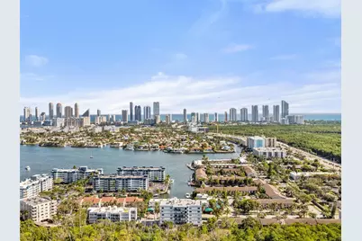 16385 Biscayne Blvd #PH8, North Miami Beach, FL 33160 - Photo 29