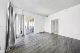 20515 E Country Club Dr, Aventura, FL 33180 - Photo 17