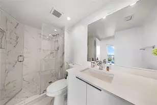 20515 E Country Club Dr, Aventura, FL 33180 - Photo 21