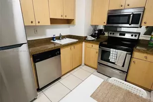 9195 Collins Ave, Surfside, FL 33154 - Photo 11