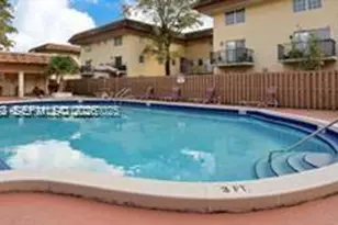 8500 SW 109th Ave, Miami, FL 33173 - Photo 11