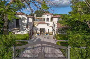 9801 SW 60th Ct, Pinecrest, FL 33156 - Photo 3