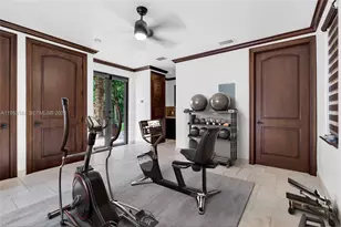 9801 SW 60th Ct, Pinecrest, FL 33156 - Photo 37