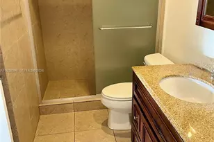 240 Lakeview Dr, Weston, FL 33326 - Photo 3