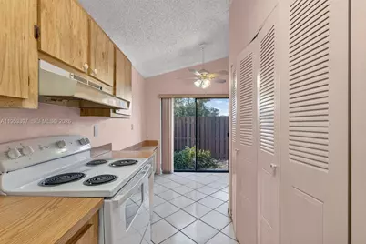1748 NW 72nd Ave #84, Plantation, FL 33313 - Photo 11