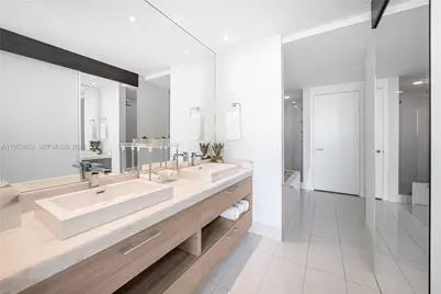 1300 S Miami Ave #UPH4, Miami, FL 33130 - Photo 17