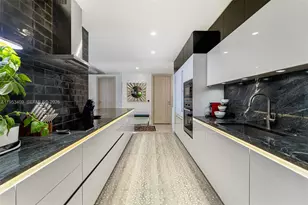 1000 Brickell Plaza, Miami, FL 33131 - Photo 7