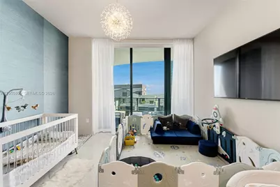 1000 Brickell Plz #PH5203-FURN, Miami, FL 33131 - Photo 31