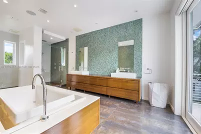 6900 Barquera St, Coral Gables, FL 33146 - Photo 9