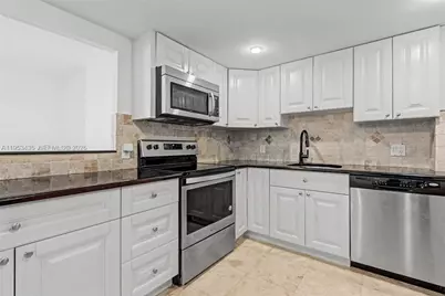 2851 NE 183rd St #1512E, Aventura, FL 33160 - Photo 9