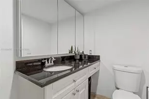 2851 NE 183rd St, Aventura, FL 33160 - Photo 15