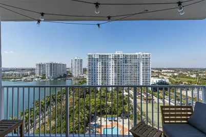 2851 NE 183rd St #1512E, Aventura, FL 33160 - Photo 5