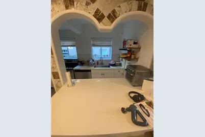 8200 Byron Ave #2, Miami Beach, FL 33141 - Photo 11