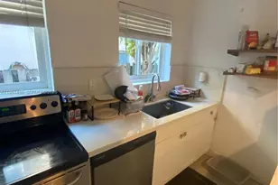 8200 Byron Ave, Miami Beach, FL 33141 - Photo 15