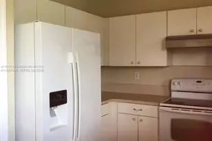 27550 SW 138th Path, Homestead, FL 33032 - Photo 3