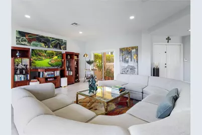 10465 NW 46th St, Doral, FL 33178 - Photo 11