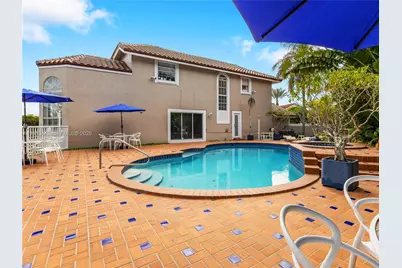 10465 NW 46th St, Doral, FL 33178 - Photo 35