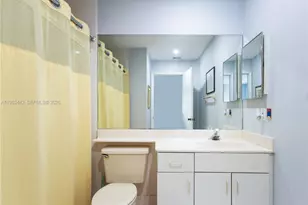 10465 NW 46th St, Doral, FL 33178 - Photo 31