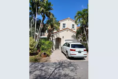 1065 River Birch St #1065, Hollywood, FL 33019 - Photo 1