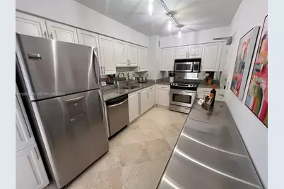 9195 Collins Ave #1111, Surfside, FL 33154 - Photo 11