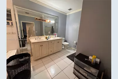 1600 W 32nd St, Riviera Beach, FL 33404 - Photo 9