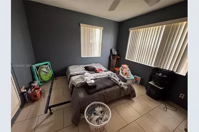 1600 W 32nd St, Riviera Beach, FL 33404 - Photo 15
