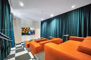 11 NE 6th St, Miami, FL 33132 - Photo 27