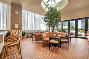 11 NE 6th St, Miami, FL 33132 - Photo 25