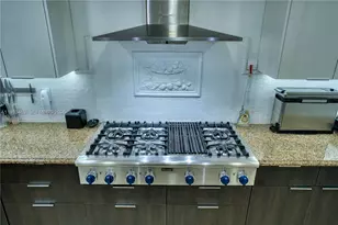 3501 N Ocean Dr, Hollywood, FL 33019 - Photo 17