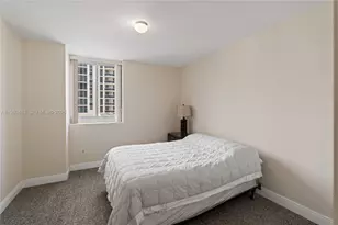 4775 Collins Ave, Miami Beach, FL 33140 - Photo 27