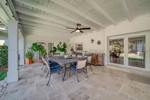 9750 SW 96th Ct, Miami, FL 33176 - Photo 35