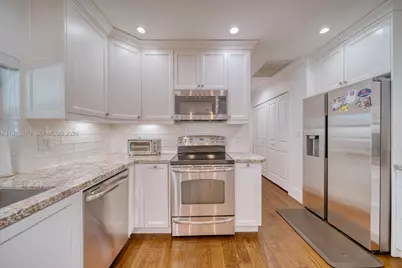 [Address not provided], Miami, FL 33176 - Photo 11