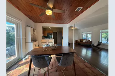 2728 Kirk St, Miami, FL 33133 - Photo 11