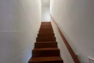 2728 Kirk St, Miami, FL 33133 - Photo 21