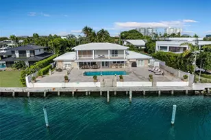 1990 NE 119th Rd, North Miami, FL 33181 - Photo 35