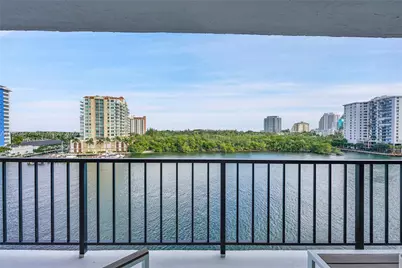 936 Intracoastal Dr #7G, Fort Lauderdale, FL 33304 - Photo 9