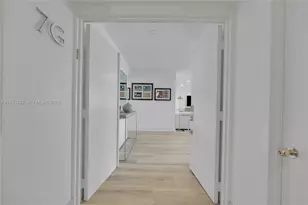 936 Intracoastal Dr, Fort Lauderdale, FL 33304 - Photo 1