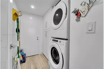 936 Intracoastal Dr #7G, Fort Lauderdale, FL 33304 - Photo 11