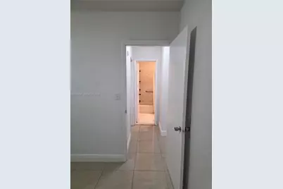 3860 E 9th Ln #3860, Hialeah, FL 33013 - Photo 13