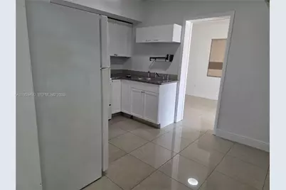 3860 E 9th Ln #3860, Hialeah, FL 33013 - Photo 9