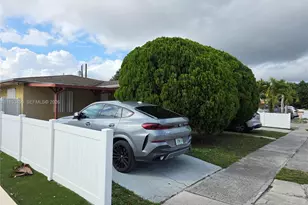 3860 E 9th Ln, Hialeah, FL 33013 - Photo 1