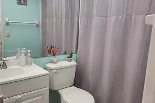 100 SE 6th Ave, Pompano Beach, FL 33060 - Photo 15