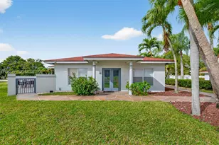 6744 N Pine Island Rd, Tamarac, FL 33321 - Photo 29